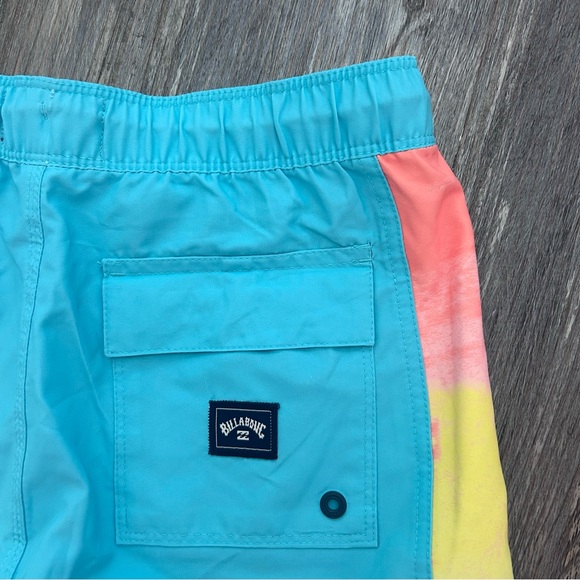 Billabong boys swim trunks Size 12 - Picture 4 of 9